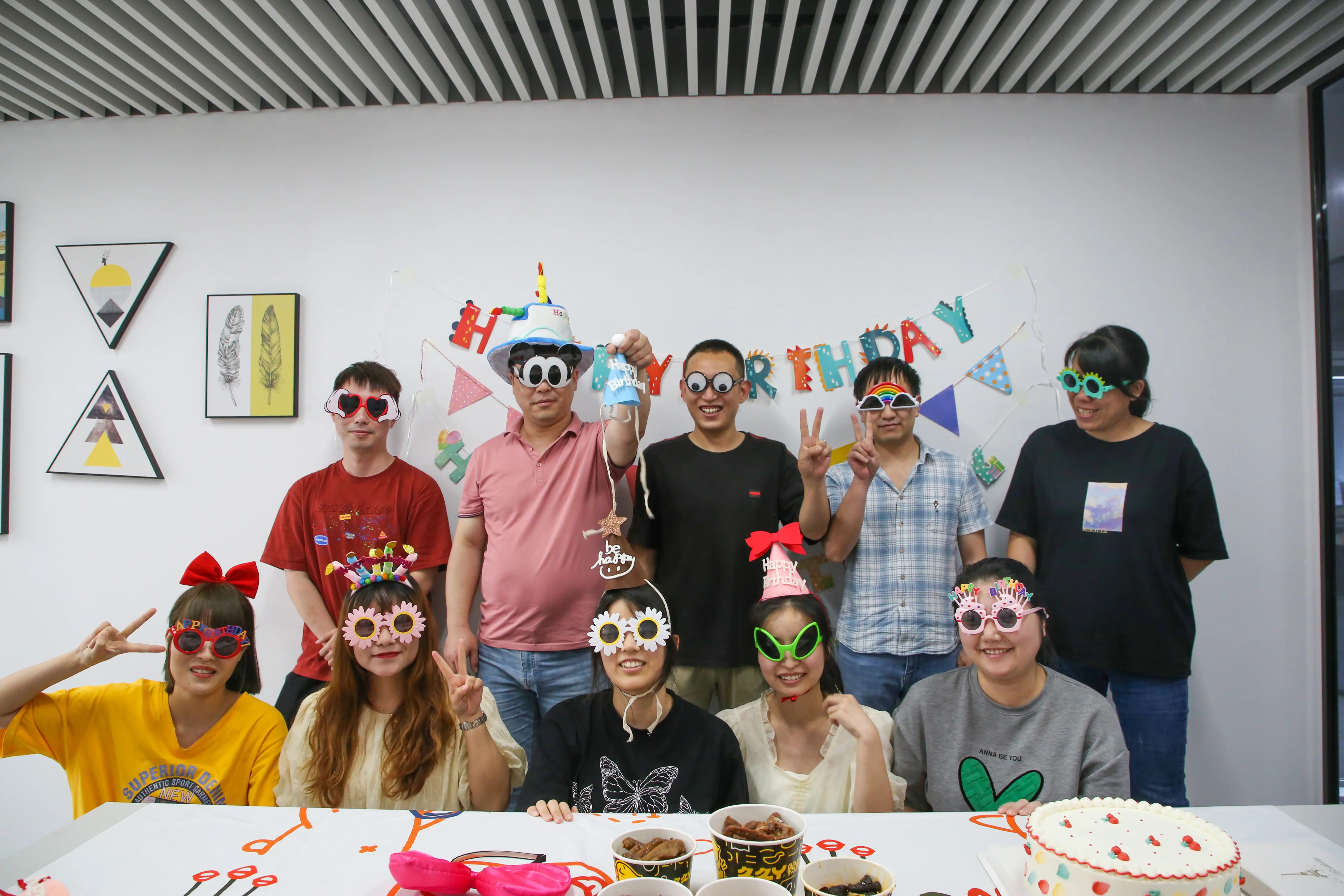 8a332f19-2399-4b40-8bf3-91496bd86cf2