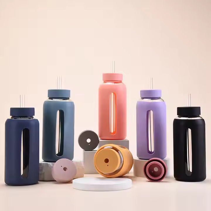1L Glass Water Bottle With Protective Silicone Sleeve